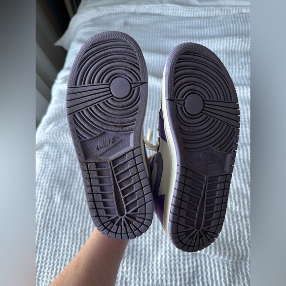 Air Jordan 1 Mid Purple Venom Women size 7.5 - Picture 9 of 11